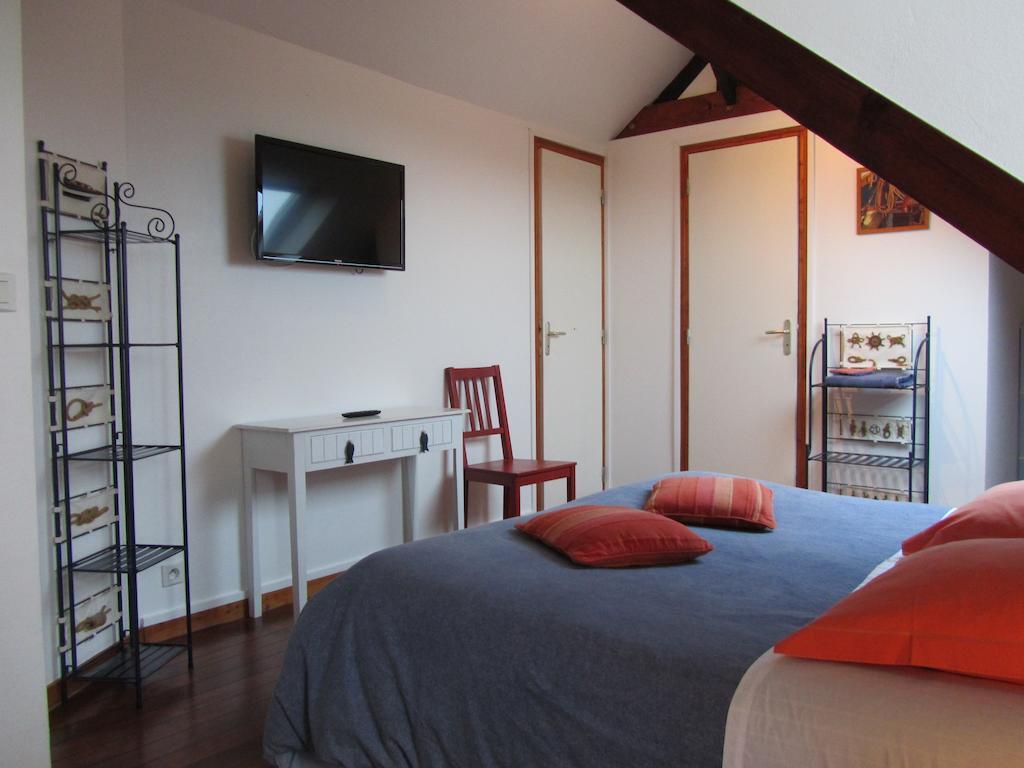 Appartements Couleurs De Mer Cancale Buitenkant foto